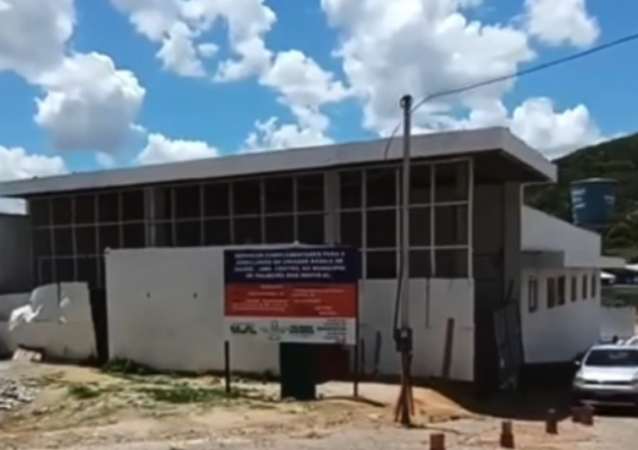 Vereador Kall Mello acompanha obras da UBS no Cent